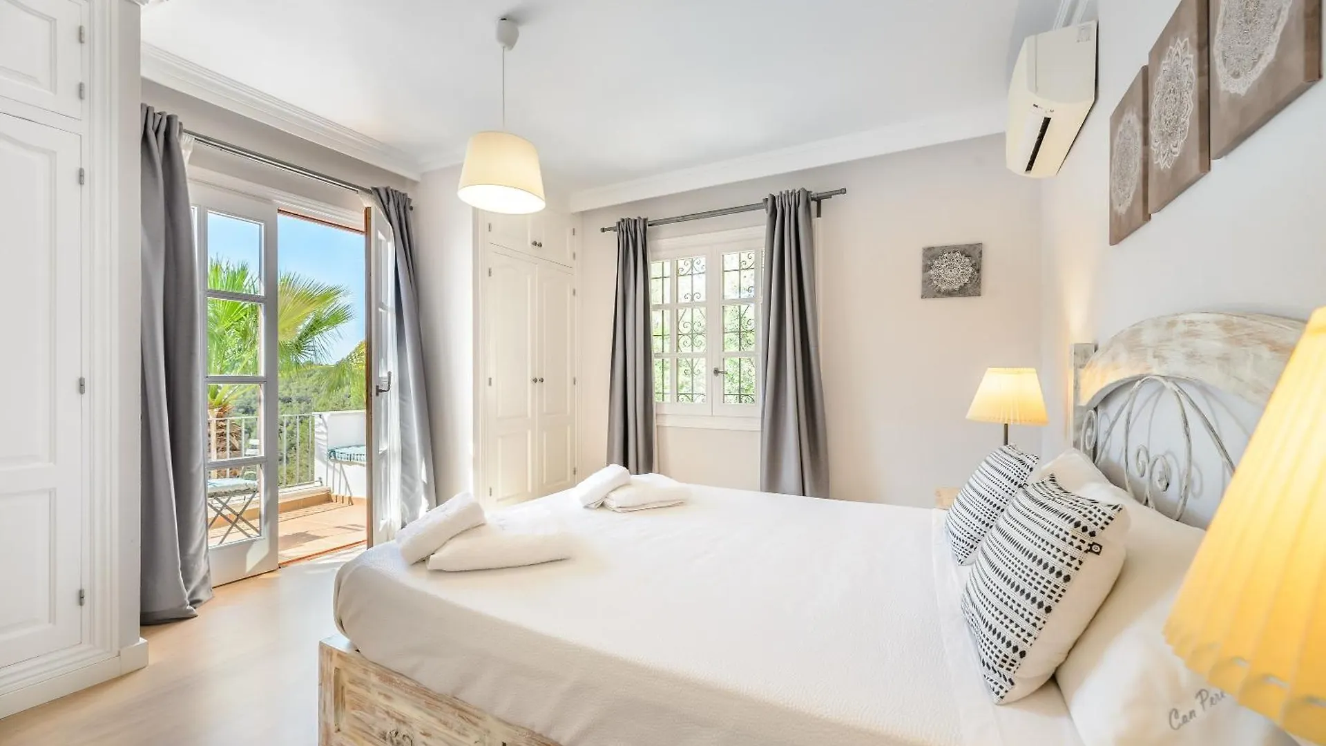Villa Can Pere Joan Sant Jordi de ses Salines 0*,  Spagna